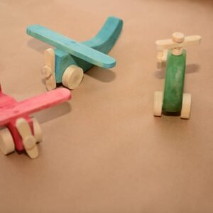 Avión Artesanal de Madera con Hélice – Juguete Clásico